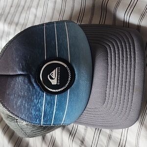 Quicksilver snapback